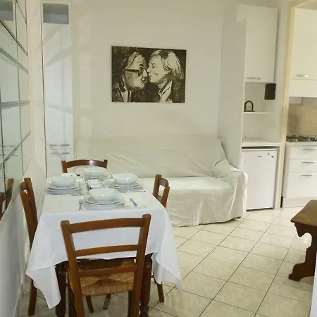 Bilocale Imperatrice Ferienhaus