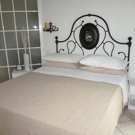 Bilocale Imperatrice Будинок відпочинку Санремо